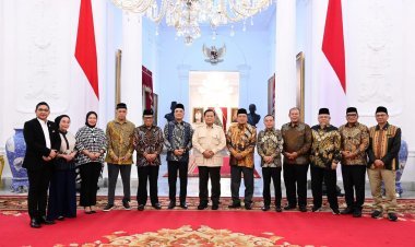 Presiden Prabowo Terima Panja Haji DPR RI, Bahas Penurunan Biaya Ibadah Haji 2025