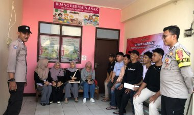 Polsek Cikupa Perkuat Keamanan dan Kebersamaan Melalui Program Jumat Curhat