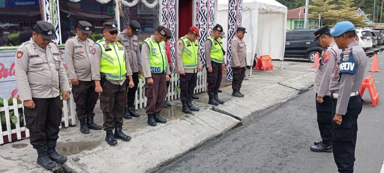 Personel Polres Simalungun Siaga di Pos Yan-II Pantai Bebas Parapat: Amankan Arus Balik Libur Tahun Baru