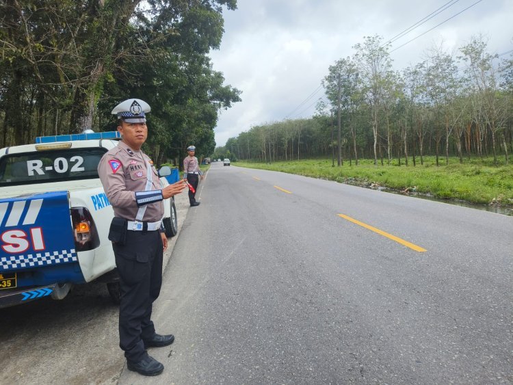 Satlantas Polres Simalungun Patroli Sore, Antisipasi Balap Liar dan Begal, Jamin Keamanan Jalan Raya