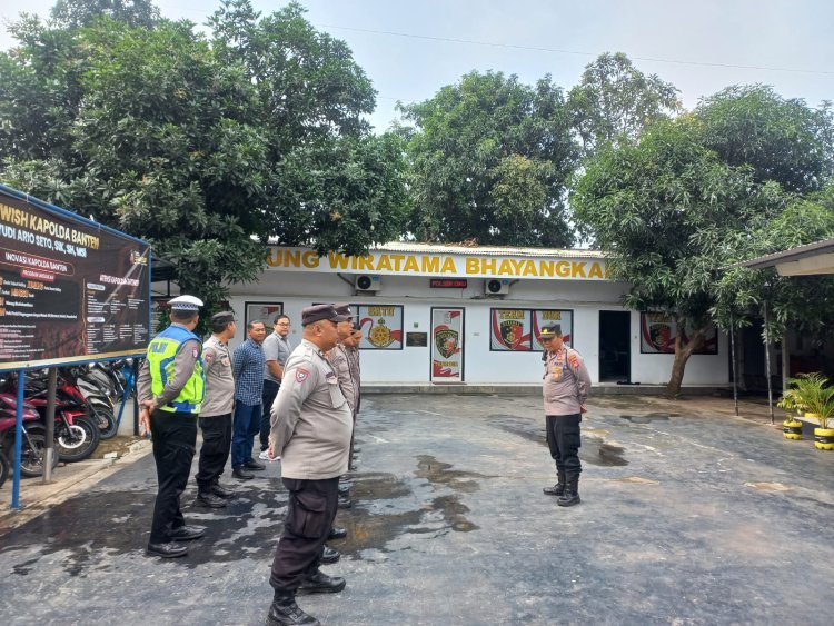 Apel Pagi Polsek Cikupa Berlangsung Lancar, Dilanjutkan Sispam Mako dan Pengecekan Tahanan