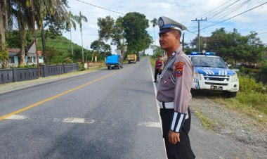 Satlantas Polres Simalungun Siaga Amankan Arus Lalu Lintas di Jalur Rawan Kecelakaan Selama Libur Akhir Pekan