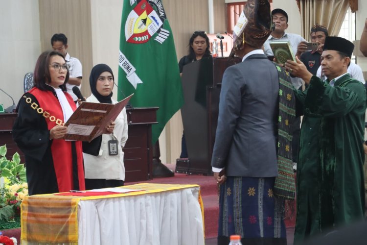 Kapolres Simalungun Hadiri Pengambilan Sumpah Pimpinan DPRD Kabupaten Simalungun Periode 2024-2029