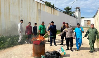 Rutan Batam Tegas! Barang Terlarang Hasil Razia Dimusnahkan