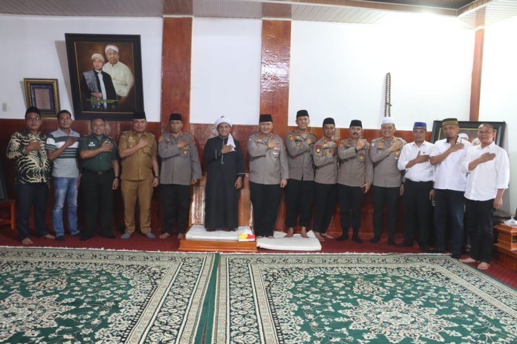 Kapolres Simalungun Gelar Bakti Sosial Dan Silaturahmi Dengan Tokoh Agama di Pondok Persulukan Serambi Babussalam