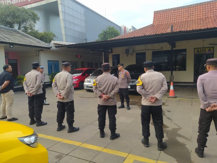 Apel Pagi Polsek Cikupa: IPTU Purwantoro Pimpin Kesiapan Personel