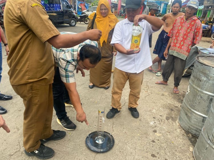 Sat Reskrim Polresta Tangerang dan Disperindag Periksa Minyak Kita, Ada Dugaan Pelanggaran Label