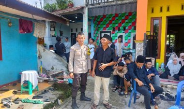 Bhabinkamtibmas Desa Cibadak Hadiri Takziah dan Berikan Imbauan Kamtibmas