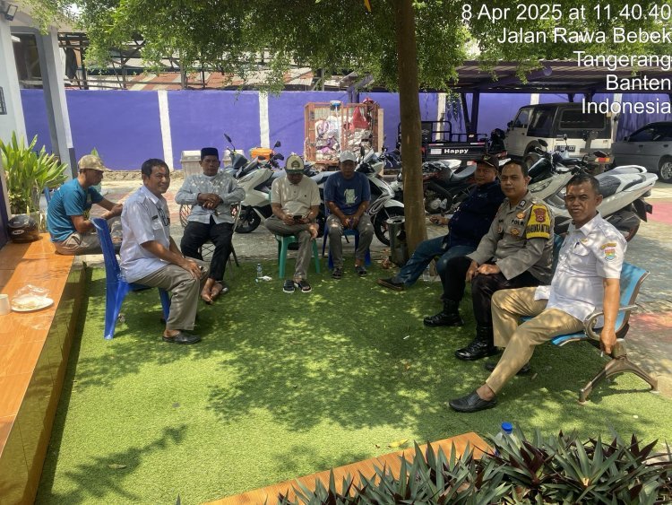 Bhabinkamtibmas Jalin Silaturahmi dan Edukasi di Kelurahan Bunder