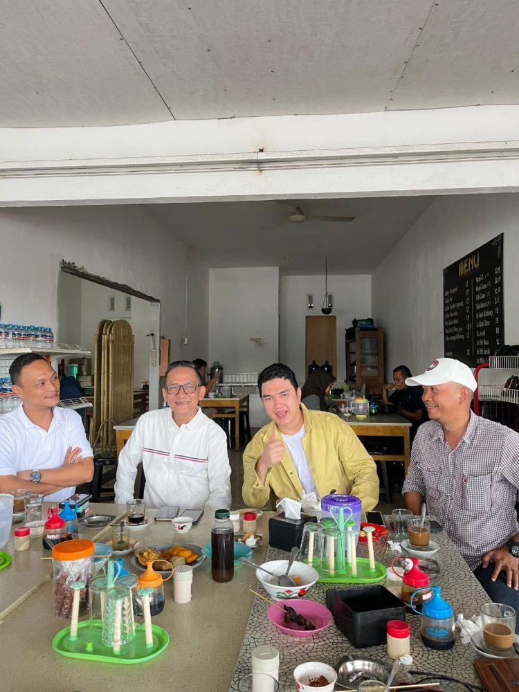 Ngopi Bareng Wartawan, Adhy Sarphio dan Aldi Taher Bahas Pilwako Pangkalpinang