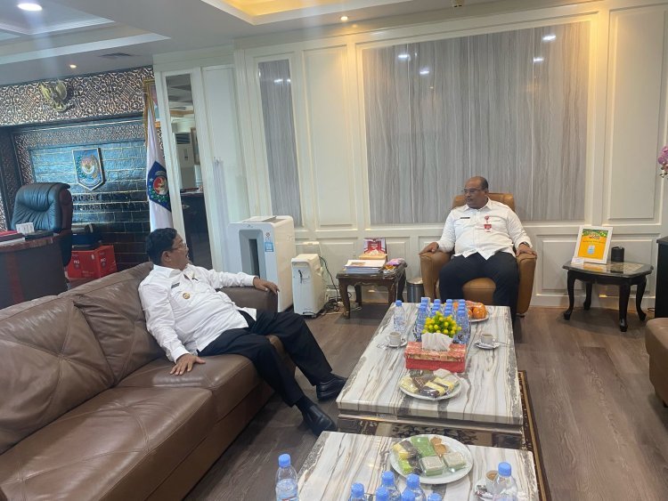Bupati Aceh Singkil Lobi Pusat, Serahkan Proposal ke Dirjen Bina Administrasi Kewilayahan