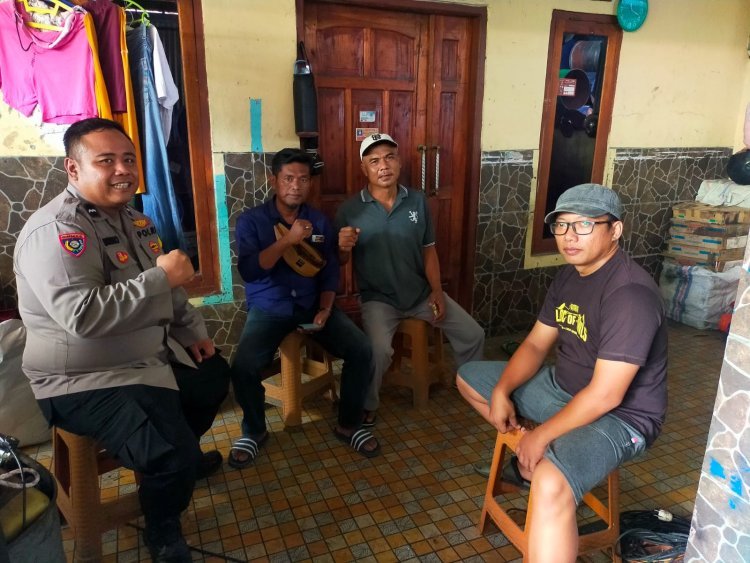 Kegiatan Sambang Warga oleh Bhabinkamtibmas Desa Dukuh