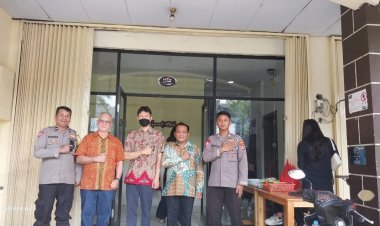 Kegiatan Pengamanan Ibadah Mingguan Umat Kristiani di Wilayah Hukum Polsek Cikupa Cikupa