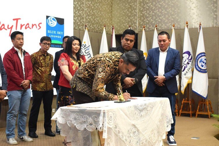 Menteri UMKM dan Wamen Imigrasi Hadiri Halal Bihalal Alumni IKA ITL Trisakti