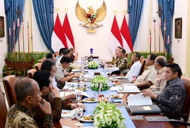 Presiden Prabowo Kumpulkan Menteri Bahas Percepatan Hilirisasi Nasional