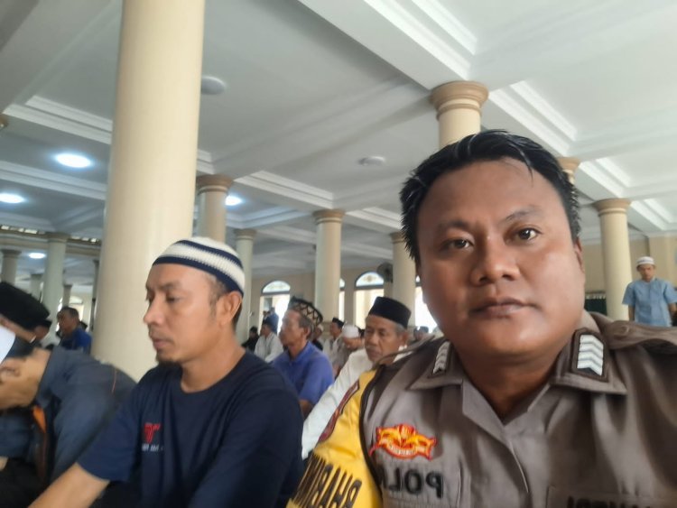 Lewat Program Jumat Keliling, Polsek Cikupa Bangun Kedekatan dengan Warga Desa Talaga