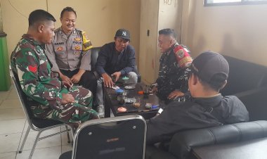 Pererat Kedekatan dengan Warga, Bhabinkamtibmas Desa Cikupa Sambang Warga untuk Jaga Kamtibmas