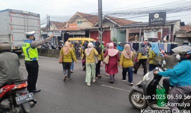 Polsek Cikupa Laksanakan Gatur Lalin Pagi Hari di Depan PT. Cingluh