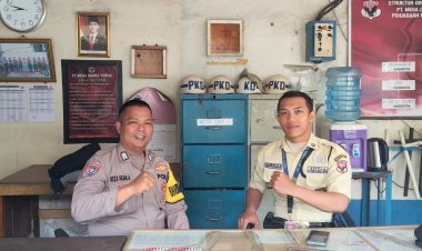 Bhabinkamtibmas Desa Bojong Sosialisasikan Layanan 110 dan Perkuat Sinergi dengan Warga