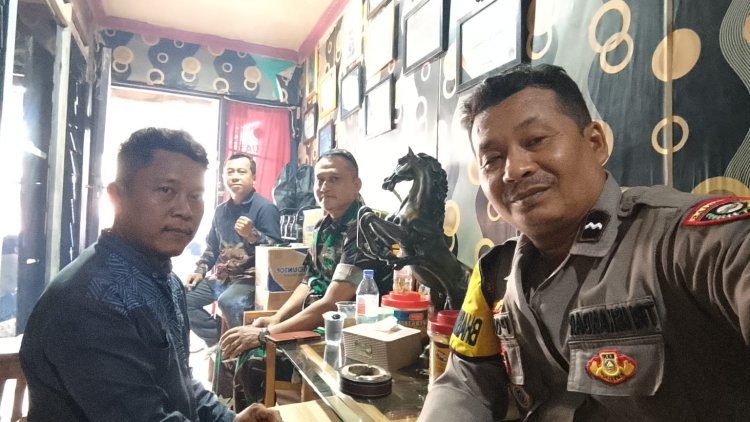 Jelang Pemilihan RT, Bhabinkamtibmas Sambangi Calon Ketua RT 11 Bitung Jaya