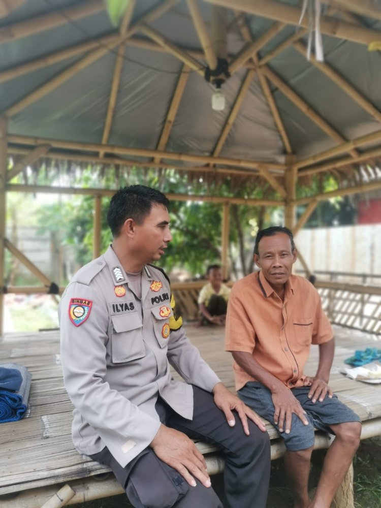 KEGIATAN BABINKAMTIBMAS DI KELURAHAN SUKAMULYA PERERAT HUBUNGAN POLRI DENGAN WARGA