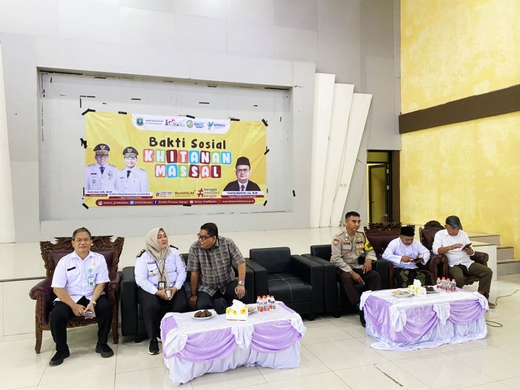Bripka Ilyas Hadiri Kegiatan Sunatan Massal di GSG Sukamulya