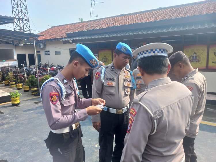 Polda Banten Lakukan Gaktibplin di Polsek Cikupa, Pastikan Disiplin dan Kepatuhan Anggota