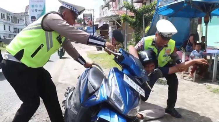 Kisah Haru Pengabdian Polisi: Sat Lantas Polres Simalungun Rilis Video Inspiratif tentang Dedikasi Tanpa Batas