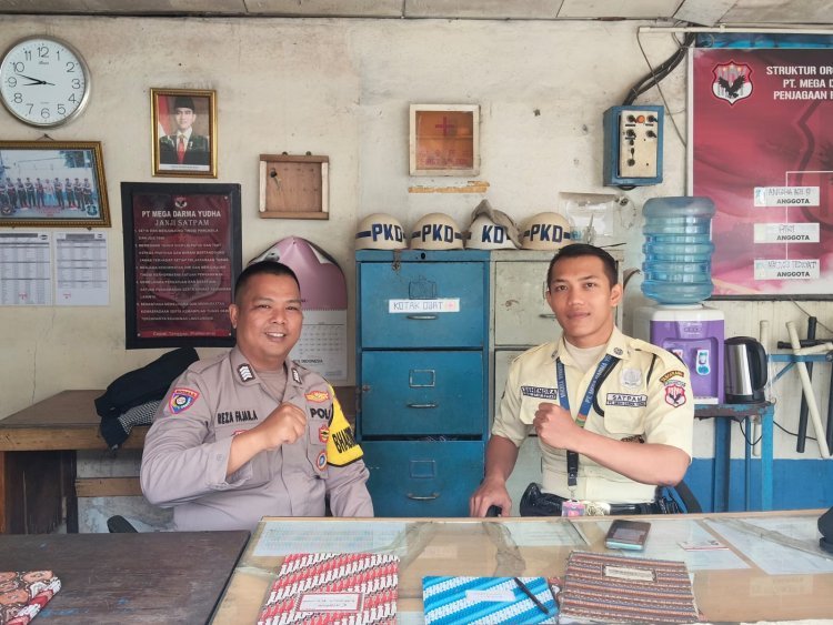 Bhabinkamtibmas Desa Bojong Sosialisasikan Layanan 110 dan Perkuat Sinergi dengan Warga