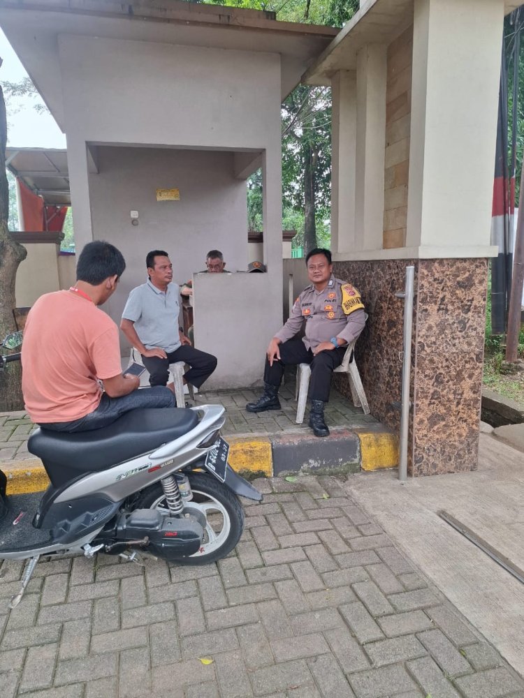 Bhabinkamtibmas Desa Talaga Tingkatkan Kedekatan Lewat Giat Sambang ke Tokoh Masyarakat