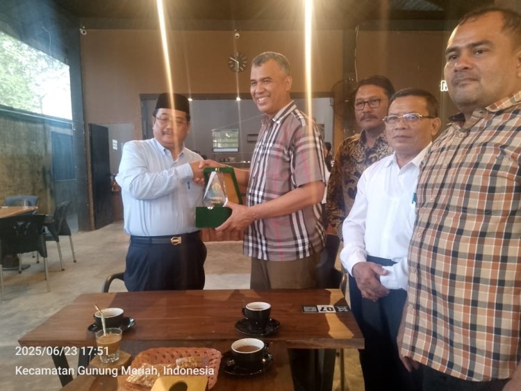 Rektor Unimal Temui Bupati Aceh Singkil, Bahas Kerja Sama Strategis di Bidang Kesehatan dan Sumber Daya Alam