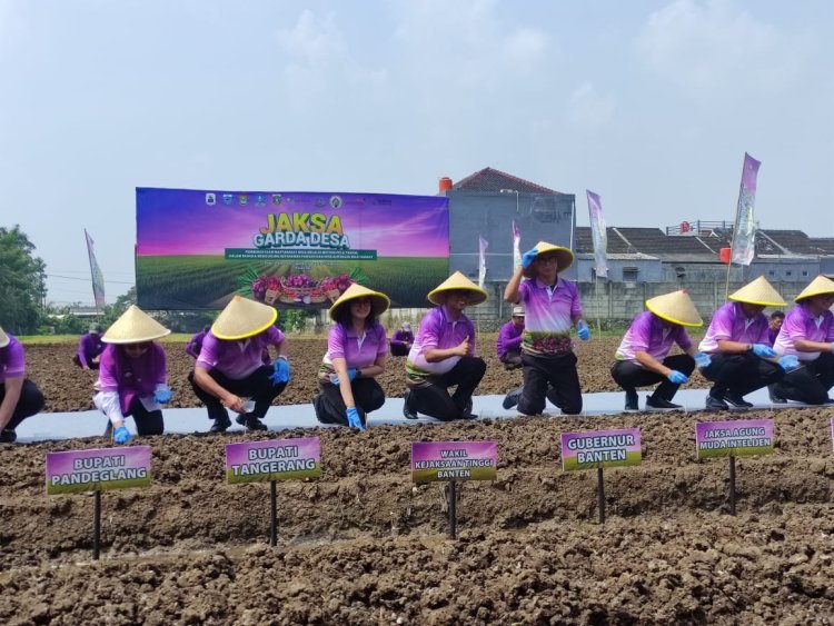 Pemkab Tangerang Teken MOU Pemberdayaan Lahan dan BUMDes, Kapolresta Tangerang Hadiri Acara
