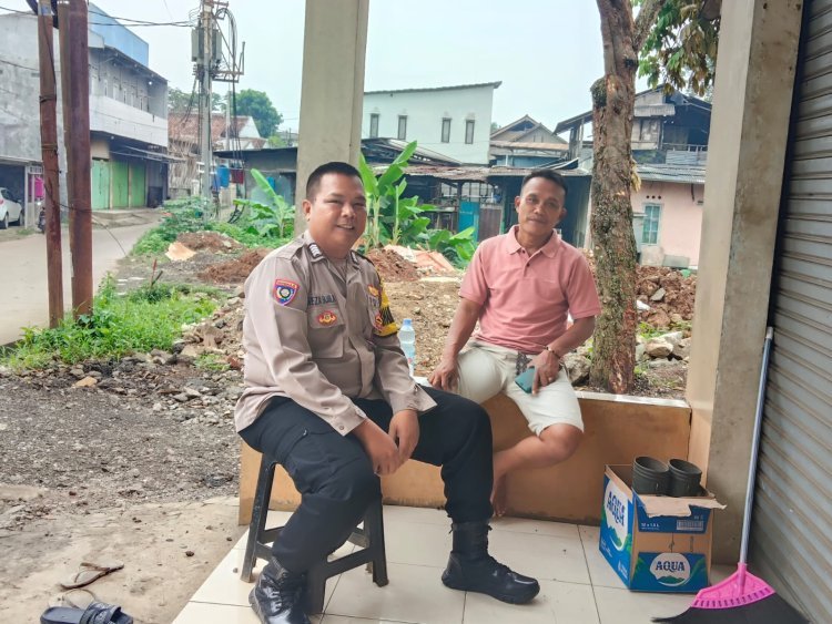Bhabinkamtibmas Desa Bojong Ajak Warga Perkuat Kamtibmas Lewat Silaturahmi