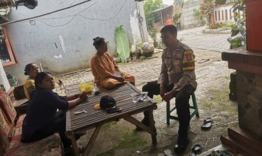 Bhabinkamtibmas Kelurahan Sukamulya Sambang Warga, Pererat Kedekatan Polri dan Masyarakat