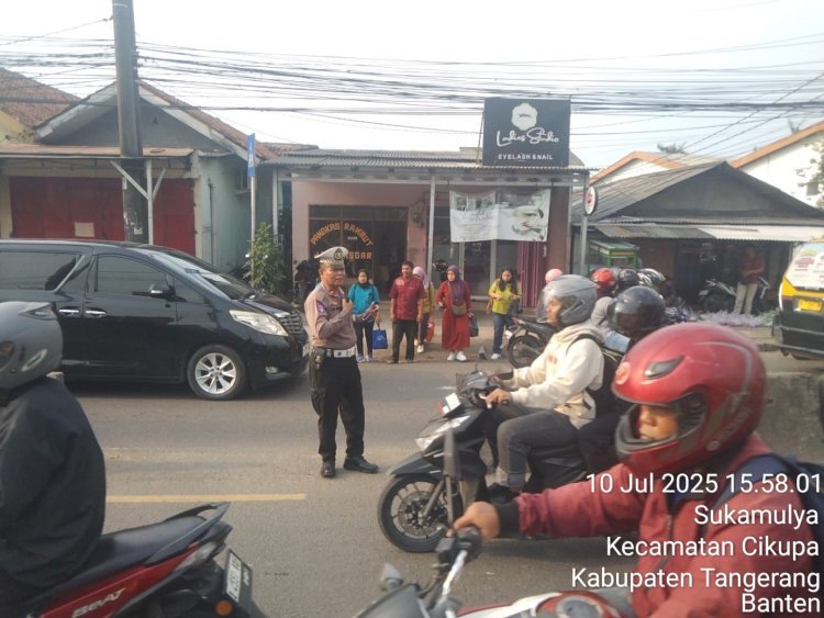 Polsek Cikupa, Pengamanan Lalu Lintas Sore Hari, Ciptakan Rasa Aman bagi Pengguna Jalan