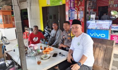 Bhabinkamtibmas Polsek Cikupa Sambangi Warung Binaan di Bitung Jaya, Wujudkan Kamtibmas Lewat Silaturahmi dan Edukasi