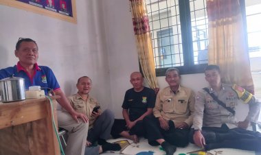 Polsek Cikupa Sambangi Warga Cibadak, Ajak Jaga Kamtibmas