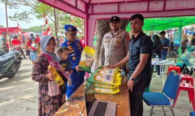 POLSEK KRONJO GELAR GERAKAN PANGAN MURAH, MASYARAKAT MEKAR BARU ANTUSIAS