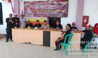 Bhabinkamtibmas Polsek Balaraja Polresta Tangerang Giat Jum'at Curhat & Sampaikan Pesan Kamtibmas Kepada Masyarakat Desa Kubang 51