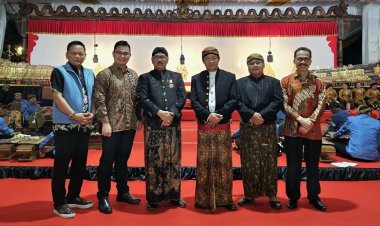 MA Gelar Wayang Kulit Rayakan HUT ke-80, Ki Yanto Kembali Memukau sebagai Dalang