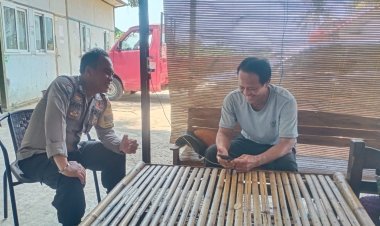 Bhabinkamtibmas Polsek Puloampel Sambang Dialogis dengan Warga
