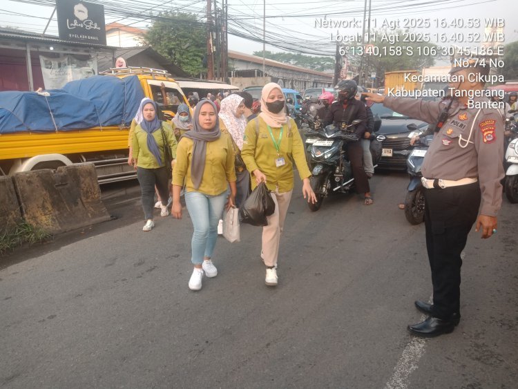 Pengaturan Lalin Polsek Cikupa Bikin Pengguna Jalan Nyaman