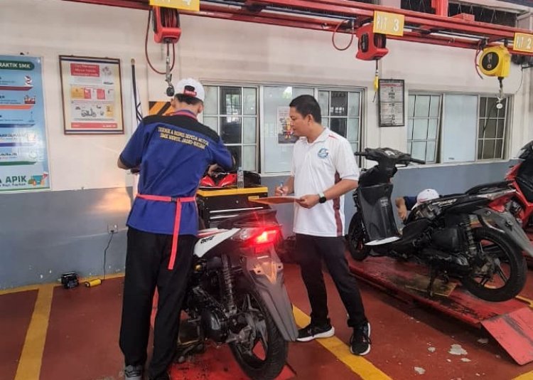 Capella Honda Kepri Dorong SMKN 3 Batam Cetak Teknisi Andal, Lulusan Siap Kerja di Industri Otomotif