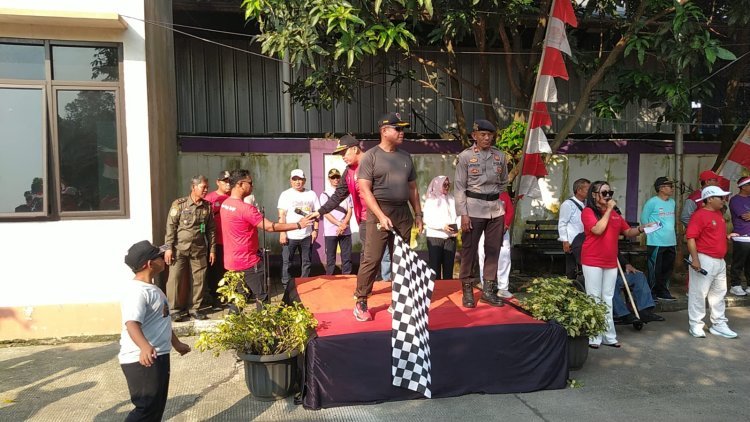 Gerak Jalan Santai Meriahkan HUT ke-80 RI di Kecamatan Cikupa, Ribuan Peserta Antusias Ikut Serta