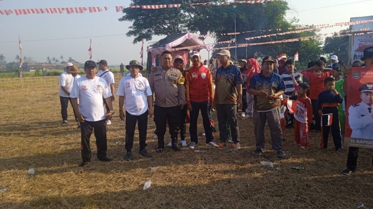 Polsek Kronjo Amankan Kegiatan Jalan Santai HUT RI ke-80 di Desa Waliwis