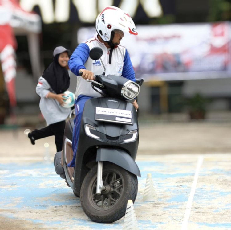 “Capella Honda Kepri Didik Pelajar Tanjungpinang Jadi Generasi #Cari_Aman di Jalan Raya”