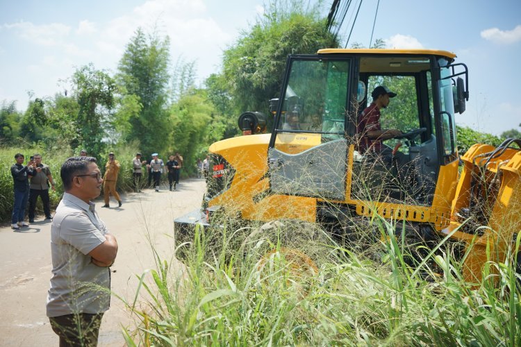 Polresta Tangerang Bersama Slog Polri Pastikan Pembersihan Lahan Jagung Berjalan Optimal