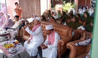 Bhabinkamtibmas Polsek Ciwandan Hadiri Pengajian Rutin Warga Citangkil