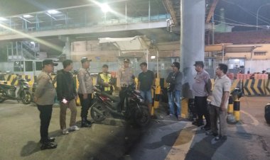 Personel Samapta Merak Perlihatkan Kehadiran Negara Lewat Patroli Humanis