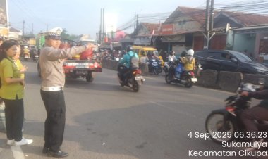 Polsek Cikupa Gelar PECAK Pagi Hari, Pastikan Kelancaran Arus Lalu Lintas di Pertigaan Columbus